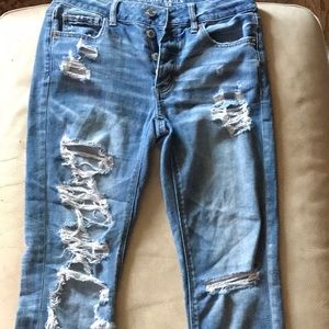 Size 0 distressed button fly